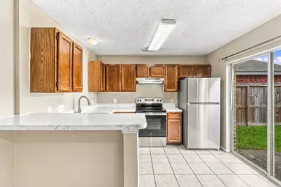 7710 Ellis Drive, Houston, TX 77489 - Photo 9