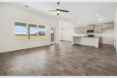 4206 Leslies Way, Dickinson, TX 77539 - Photo 3