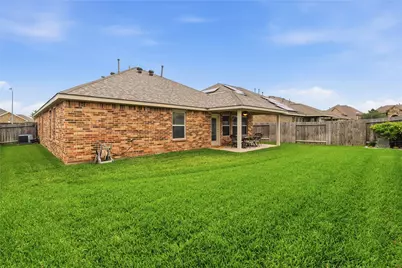 4715 Harbor Sham Street, Rosharon, TX 77583 - Photo 5