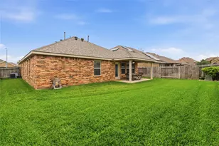 4715 Harbor Sham St, Rosharon, TX 77583 - Photo 5