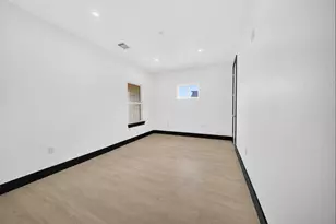 7831 Sandy St, Houston, TX 77028 - Photo 25