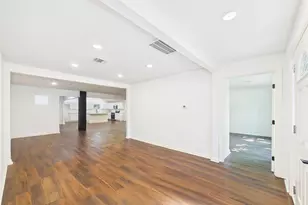 11515 Iberia Dr, Houston, TX 77065 - Photo 11