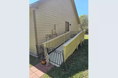 115 Lake Crest Drive, Etoile, TX 75944 - Photo 25