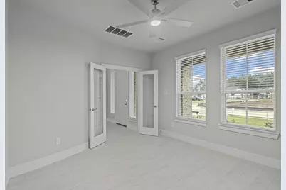 3231 Bushy Hawthorne Drive, Conroe, TX 77301 - Photo 13