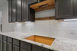 3231 Bushy Hawthorne Dr, Conroe, TX 77301 - Photo 5