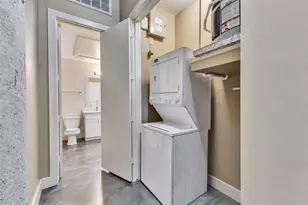 2323 Polk St, Houston, TX 77003 - Photo 7