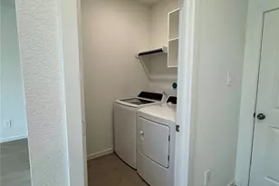 2643 Patschke Pl, Bryan, TX 77807 - Photo 5