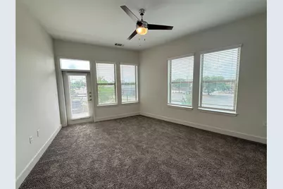 641 W Crosstimbers Street #B8.211, Houston, TX 77018 - Photo 7