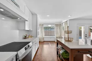 1676 Beaconshire Rd, Houston, TX 77077 - Photo 9