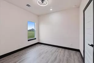 447 Sunset Trail, Angleton, TX 77515 - Photo 19