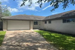 9007 Dunlap St, Houston, TX 77074 - Photo 1