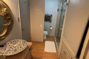 204 E Lakeview Terrace, Conroe, TX 77356 - Photo 9