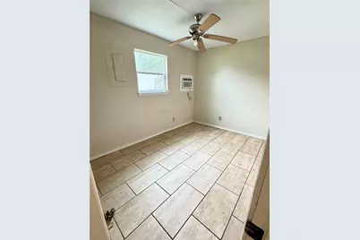 17433 Cr-945, Brazoria, TX 77422 - Photo 11