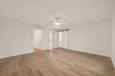 325 Hargett Street, Clute, TX 77531 - Photo 31