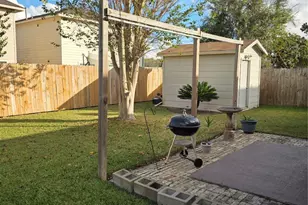 12935 Rockford Dr, Houston, TX 77048 - Photo 3