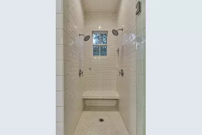 10928 Lake Forest Drive, Conroe, TX 77384 - Photo 33