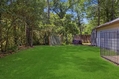 2321 Chestnut Oak Place, The Woodlands, TX 77380 - Photo 13