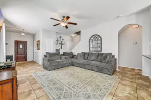 6869 Dogwood Cliff Ln, Dickinson, TX 77539 - Photo 7