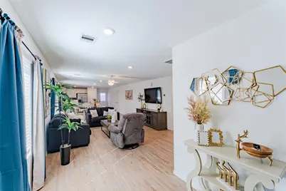 4143 Saltillo Lakes Drive, Baytown, TX 77521 - Photo 5