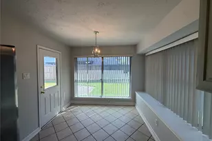 12331 Grove Meadow Dr, Stafford, TX 77477 - Photo 17