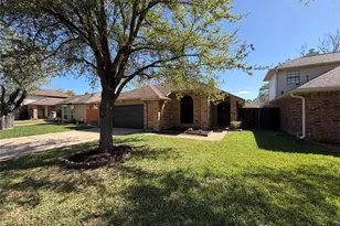 12331 Grove Meadow Dr, Stafford, TX 77477 - Photo 3