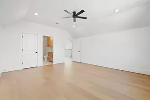 2111 Nantucket Dr, Houston, TX 77057 - Photo 33