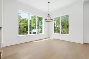 2111 Nantucket Dr, Houston, TX 77057 - Photo 9