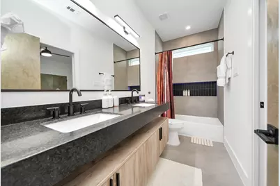 2211 Staples Street, Houston, TX 77026 - Photo 29