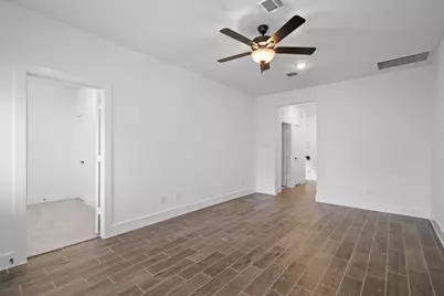 9415 Garden Gate Drive, Missouri City, TX 77459 - Photo 33