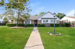 222 Magic Oaks Dr, Spring, TX 77388 - Photo 1