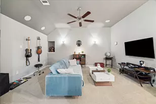 10910 Sarah Bluff Ln, Cypress, TX 77433 - Photo 23