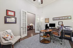 10910 Sarah Bluff Ln, Cypress, TX 77433 - Photo 5