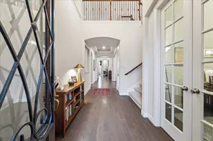 10910 Sarah Bluff Ln, Cypress, TX 77433 - Photo 3