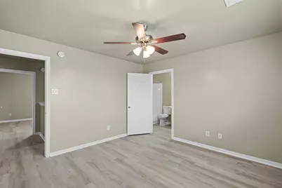 105 Green Isle Ave Avenue #120, Dickinson, TX 77539 - Photo 9