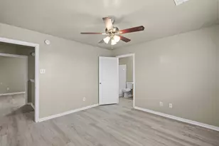 120 Green Isle Ave Ave, Dickinson, TX 77539 - Photo 9