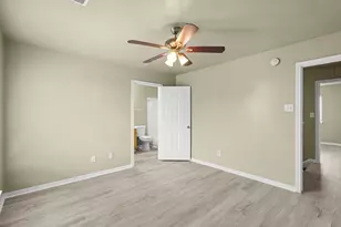 120 Green Isle Ave Ave, Dickinson, TX 77539 - Photo 13
