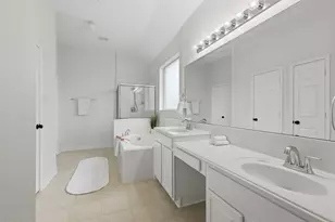 11403 Starlight Bay St, Pearland, TX 77584 - Photo 17