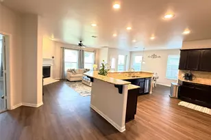 18610 Tara Ashley St, Cypress, TX 77433 - Photo 9