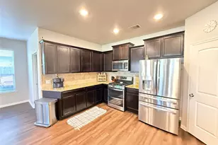 18610 Tara Ashley St, Cypress, TX 77433 - Photo 11