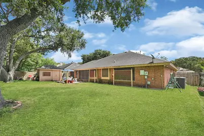 2442 Arrowsmith Court, Pearland, TX 77584 - Photo 23