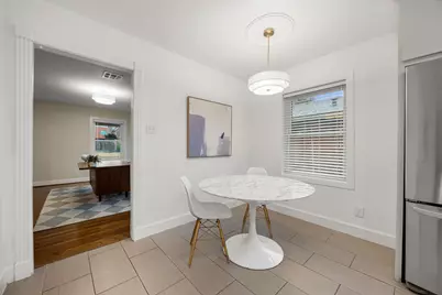 4114 Tartan Lane, Houston, TX 77025 - Photo 9