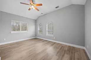 4500 Upland Cir Dr, Conroe, TX 77303 - Photo 15