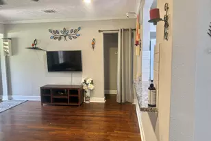 19 4th Ave N, Texas City, TX 77590 - Photo 13