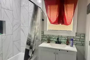 19 4th Ave N, Texas City, TX 77590 - Photo 5