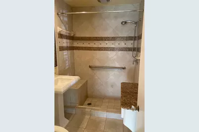 1750 Wroxton Court, Houston, TX 77005 - Photo 11
