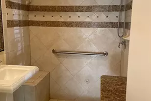 1750 Wroxton Ct, Houston, TX 77005 - Photo 11