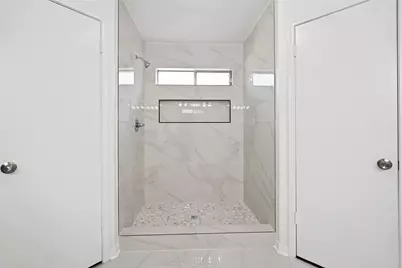 6719 Brittany Park Lane, Houston, TX 77066 - Photo 11