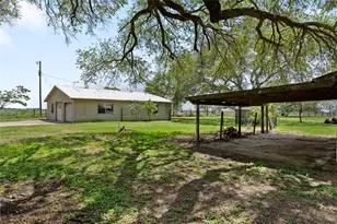 1518 Co Rd 307, El Campo, TX 77437 - Photo 21