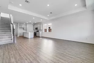 1127 Buffalo Run, Tomball, TX 77375 - Photo 5