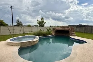 23422 Bordeaux Dr, Alvin, TX 77511 - Photo 3